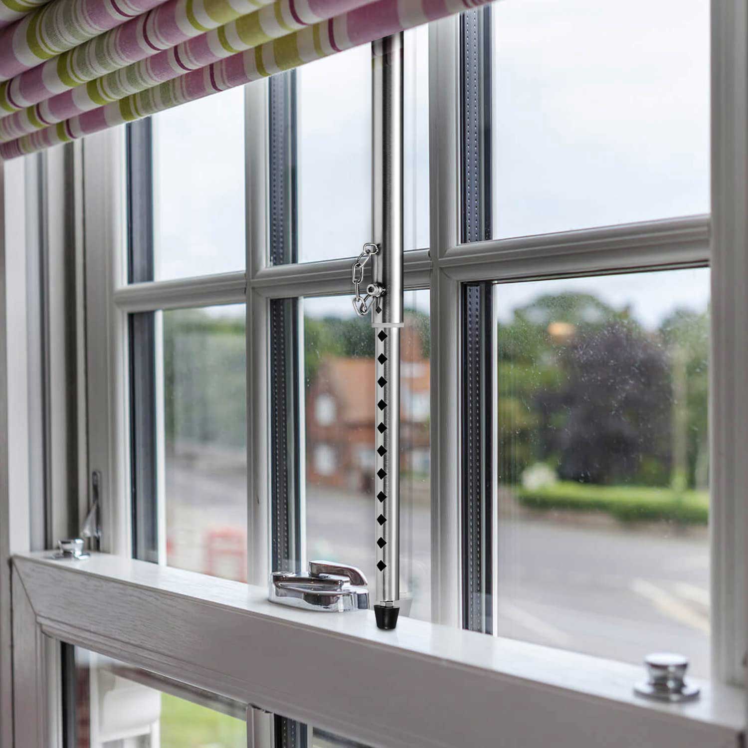 Window Repair - Organic Store